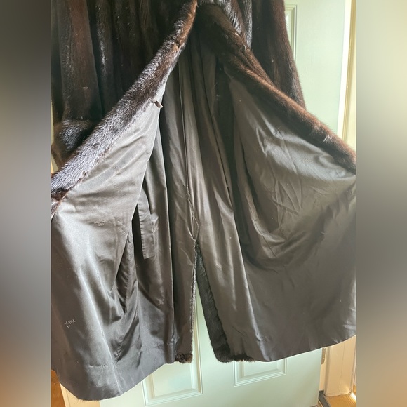 Beautiful Valentino Vintage Ladies Full Length Black Mink Fur Coat Size Large - Picture 12 of 16